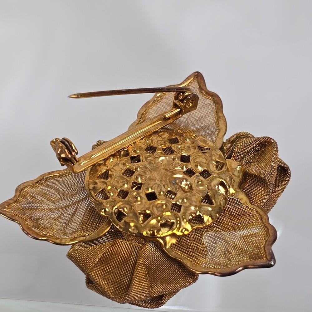 Vintage Triple Rose Mesh Brooch Gold Tone - Picture 6 of 6
